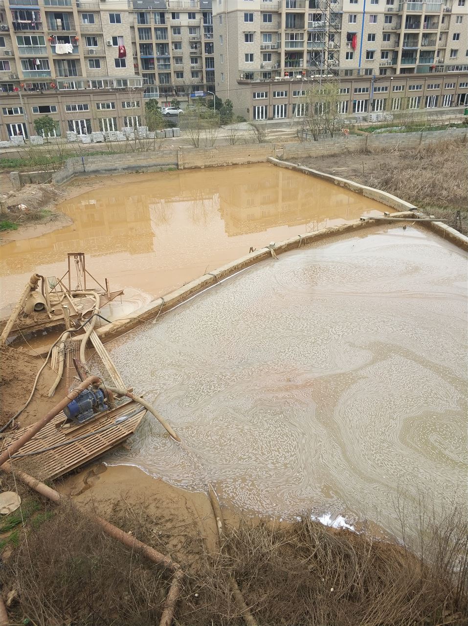 新洲沉淀池淤泥清理-厂区废水池淤泥清淤
